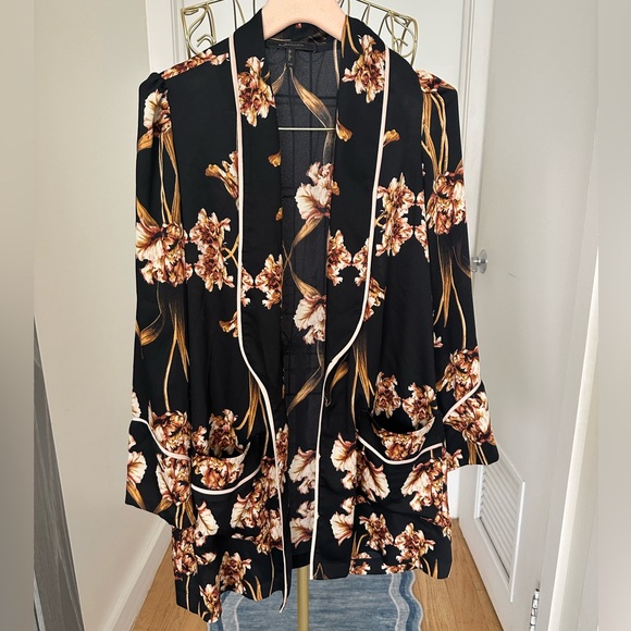 BCBGMaxAzria Floral Black Blazer - Picture 1 of 3